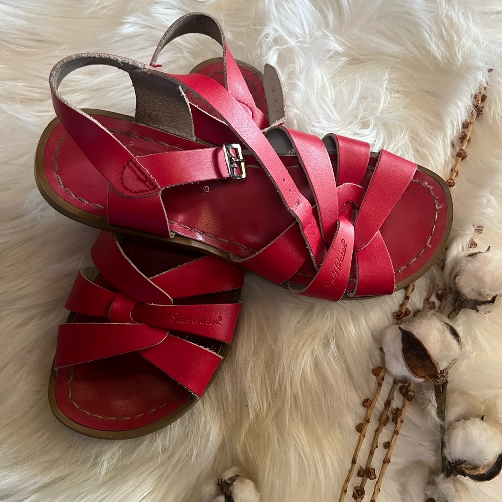 Saltwater Sandals by Hoy Shoes, red